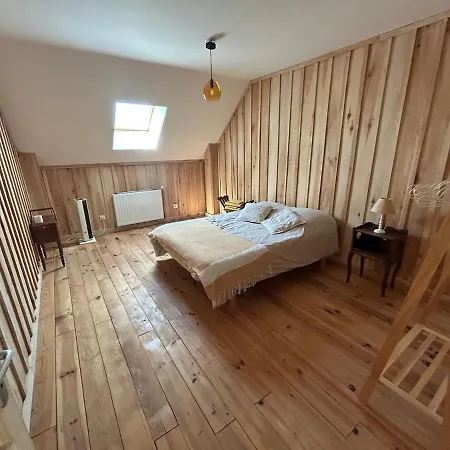 Golden Nest *